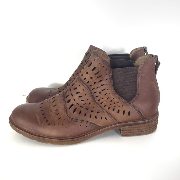 sofft brenley boots